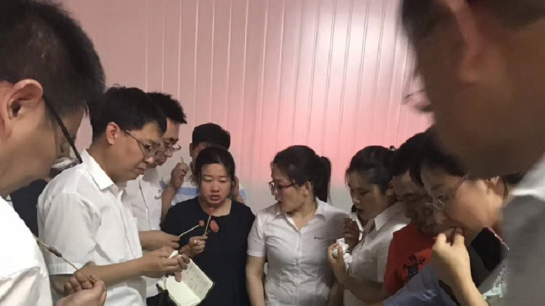 特斯特參加肉雞產業聯盟推薦會