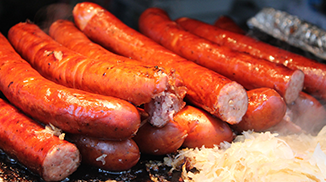 青島特斯特帶您了解熏煮香腸的制作工藝